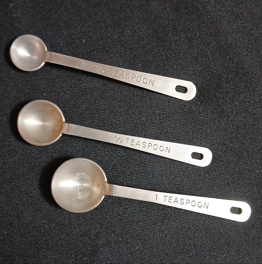Vintage Stainless Steel Measuring Spoons